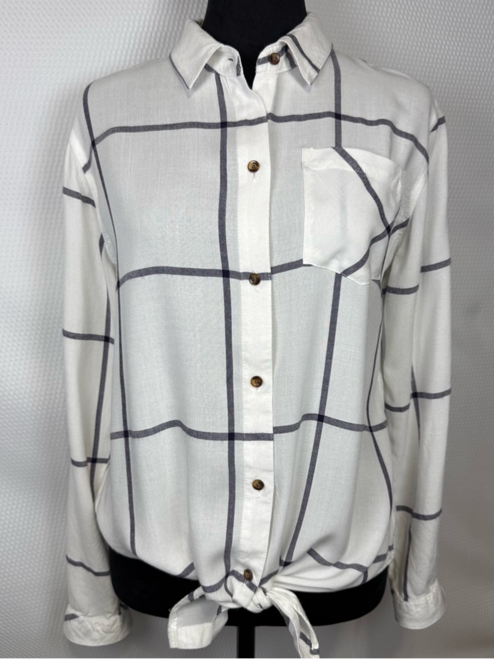 Harper White & Navy Windowpane Plaid Tie-Hem Button Down Shirt Size Small